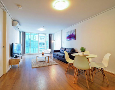 Premier Stays Melbourne - St Kilda Accommodation 5