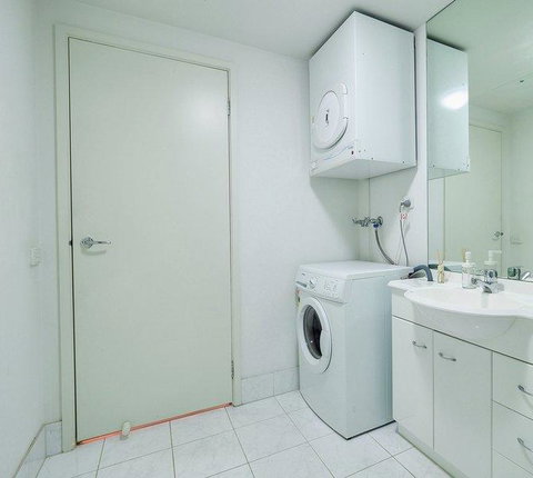 Premier Stays Melbourne - St Kilda Accommodation 10