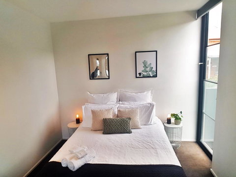 Apartments In Richmond Church St Near MCG - St Kilda Accommodation 5