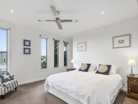 Aireys Ocean View - St Kilda Accommodation 7