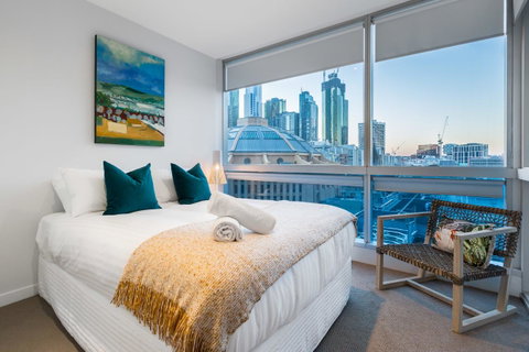 Auguste, Melbourne CBD Private Accommodation With Parking - St Kilda Accommodation 0
