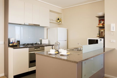 28 Nights Apartments - St Kilda Accommodation 7