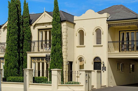 Sea Shells On Banyan Apartment - St Kilda Accommodation 0