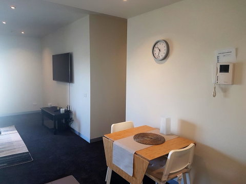 Southbank Short Stay Apartment - St Kilda Accommodation 3