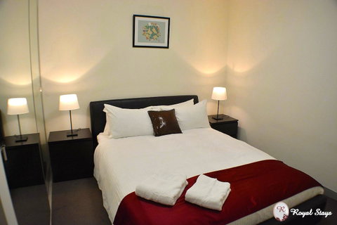 Royal Stays Apartments Melbourne- Southbank - St Kilda Accommodation 23