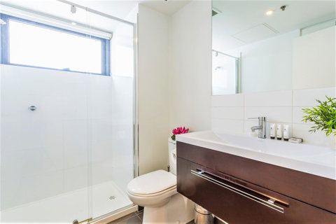 Royal Stays Apartments Melbourne- Southbank - St Kilda Accommodation 8
