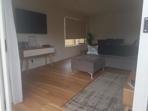Wayamba - St Kilda Accommodation 1