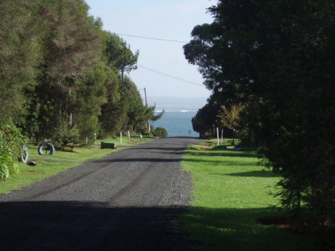 Aloha Ha Phillip Island - St Kilda Accommodation 4
