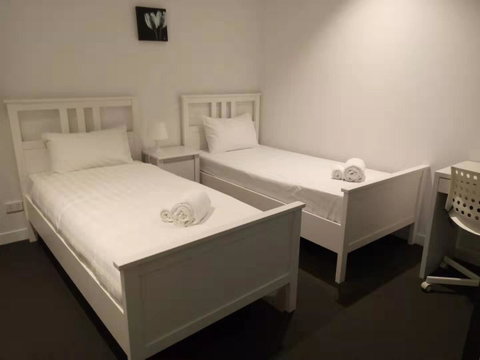 AH Accommodation@ Spencer - St Kilda Accommodation 1