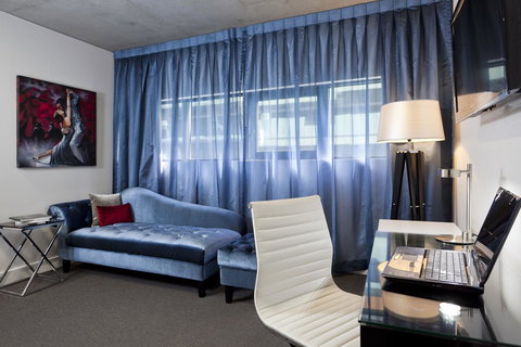 Mantra St Kilda Road - St Kilda Accommodation 6