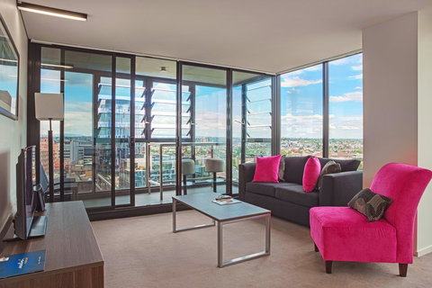 Mantra St Kilda Road - St Kilda Accommodation 2