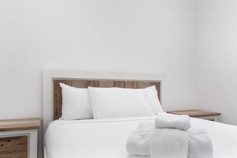 Prima 4511 - St Kilda Accommodation 8