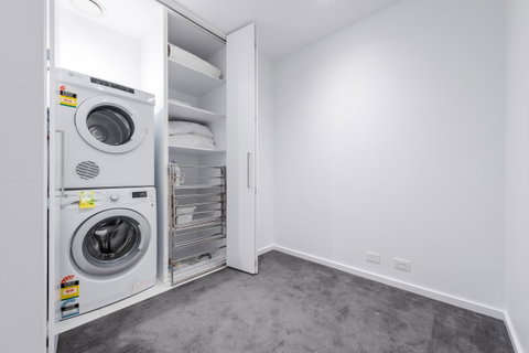 Prima 4511 - St Kilda Accommodation 16