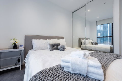 Prima 4511 - St Kilda Accommodation 15