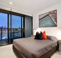 Orange Stay at Collins Wharf - St Kilda Accommodation