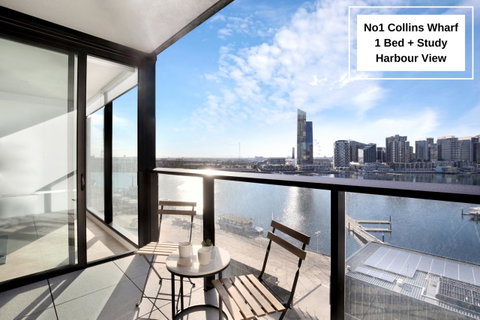Orange Stay At Collins Wharf - St Kilda Accommodation 32