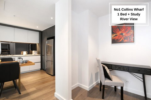 Orange Stay At Collins Wharf - St Kilda Accommodation 21