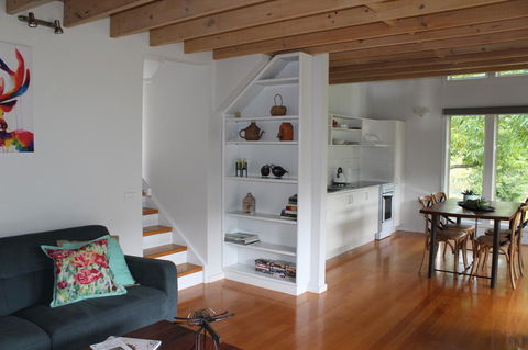 Abbys Cottages Bright - St Kilda Accommodation 8