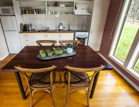 Abbys Cottages Bright - St Kilda Accommodation 29