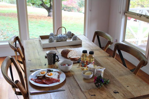 Abbys Cottages Bright - St Kilda Accommodation 1