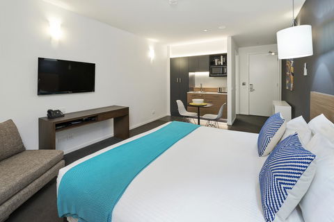 Vue Apartments Geelong - St Kilda Accommodation 4