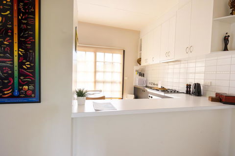 Azen Haven - St Kilda Accommodation 5