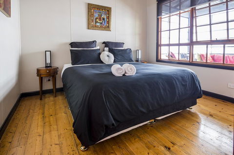 Azen Haven - St Kilda Accommodation 2