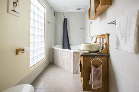 Azen Haven - St Kilda Accommodation 6