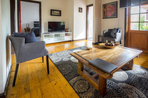 Azen Haven - St Kilda Accommodation 7