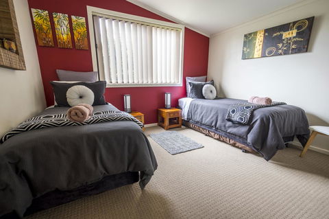 Azen Haven - St Kilda Accommodation 3