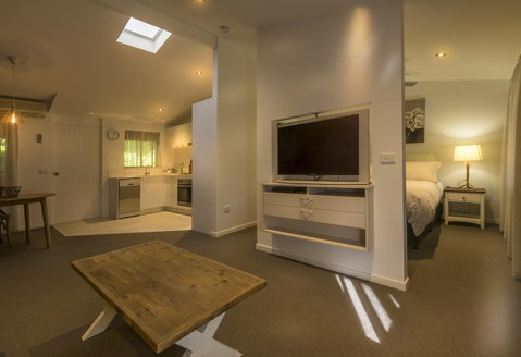 Bright Mystic Valley - St Kilda Accommodation 20