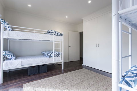 Sundowner - St Kilda Accommodation 13