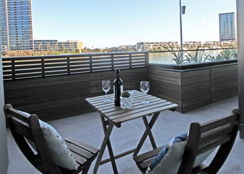 Auzzie Apartments Docklands, Melbourne - St Kilda Accommodation 3