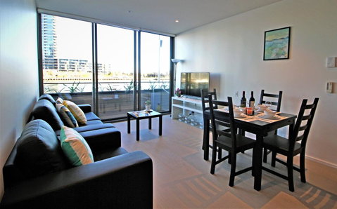 Auzzie Apartments Docklands, Melbourne - St Kilda Accommodation 4