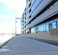 Auzzie Apartments Docklands Melbourne - St Kilda Accommodation