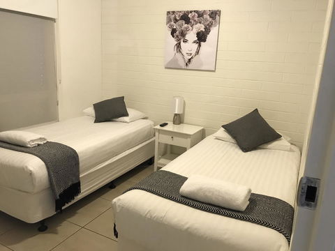 Mildura Holiday Villas - St Kilda Accommodation 12
