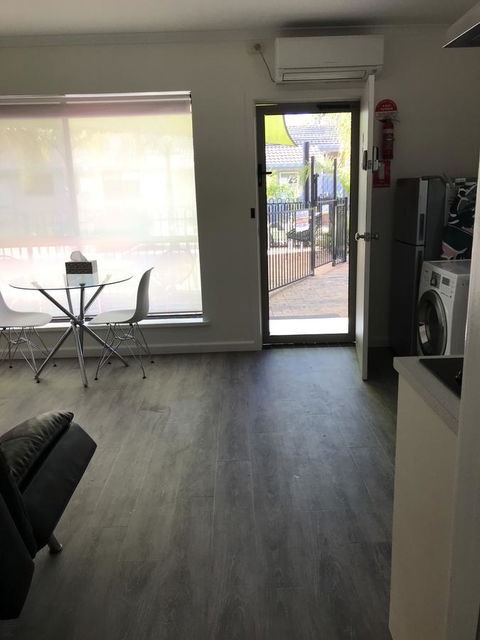 Mildura Holiday Villas - St Kilda Accommodation 7