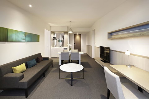 Quarters At Flinders Hotel - St Kilda Accommodation 4