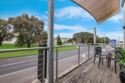 Apartments 521 - St Kilda Accommodation 16