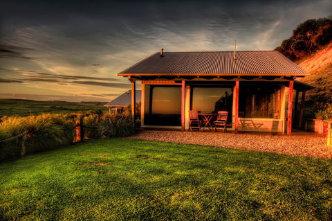 Anchors Port Campbell - St Kilda Accommodation 0