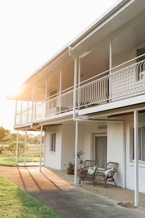 The Belle Riverhouse, Tumbulgum - St Kilda Accommodation 3