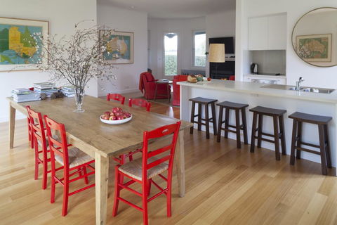 The Cottage At Bolobek - St Kilda Accommodation 1