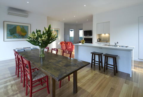 The Cottage At Bolobek - St Kilda Accommodation 0