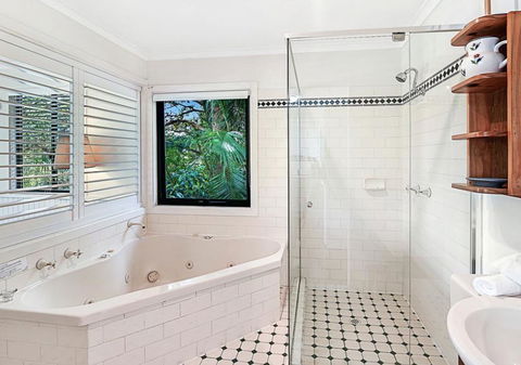 The Cottages On Mount Tamborine - St Kilda Accommodation 2