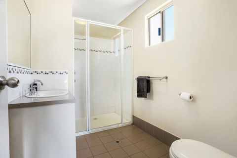 The Cove Holiday Village - St Kilda Accommodation 2