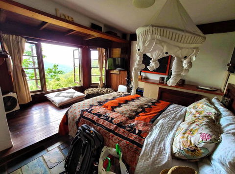 The Den Of The Treehouse, KINABALU Farm - St Kilda Accommodation 1