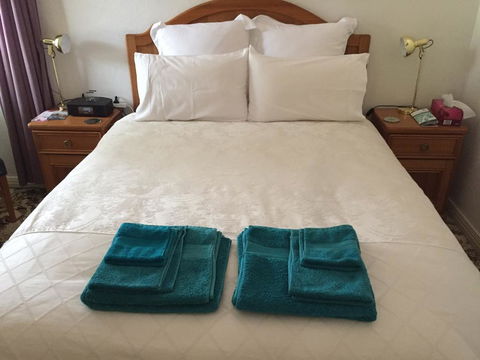 The Evergreen Bed And Breakfast - St Kilda Accommodation 3