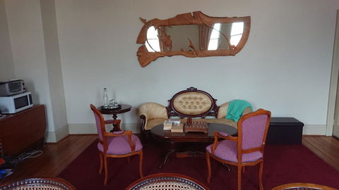 The Empire Hotel - St Kilda Accommodation 1