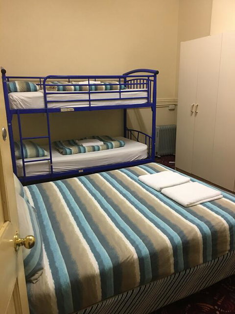 The Formby Hotel - St Kilda Accommodation 3
