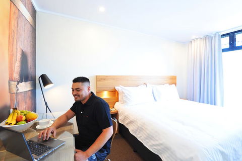 The Griff Motel - St Kilda Accommodation 2